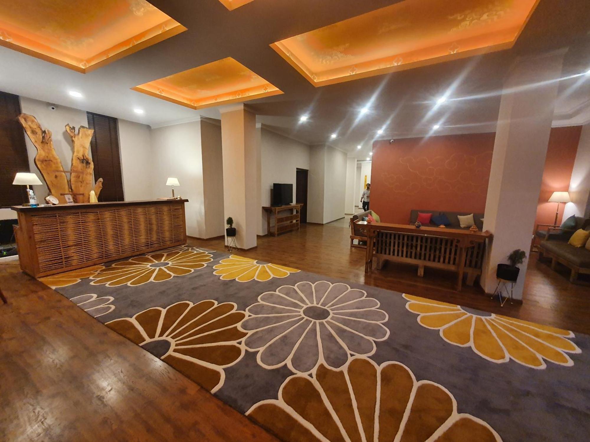 Hotel Amanthi Ladakh Лех Екстериор снимка